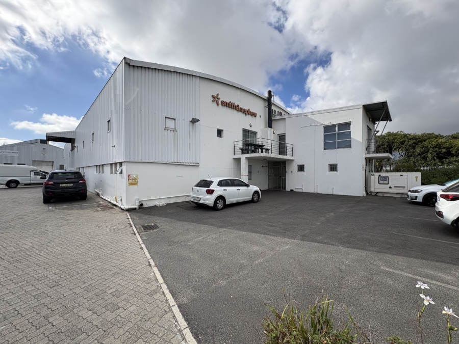 To Let Commercial Property for Rent in Montague Gardens Western Cape
